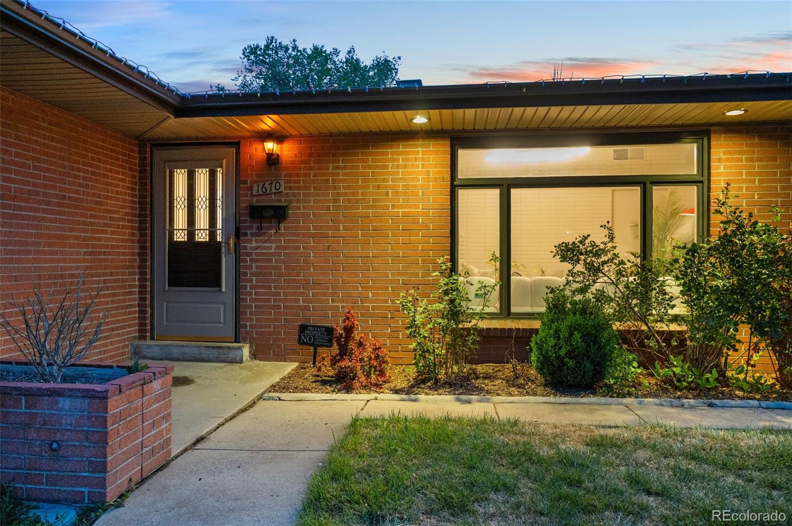 1670 Zenobia St, Denver, CO 80204 photo