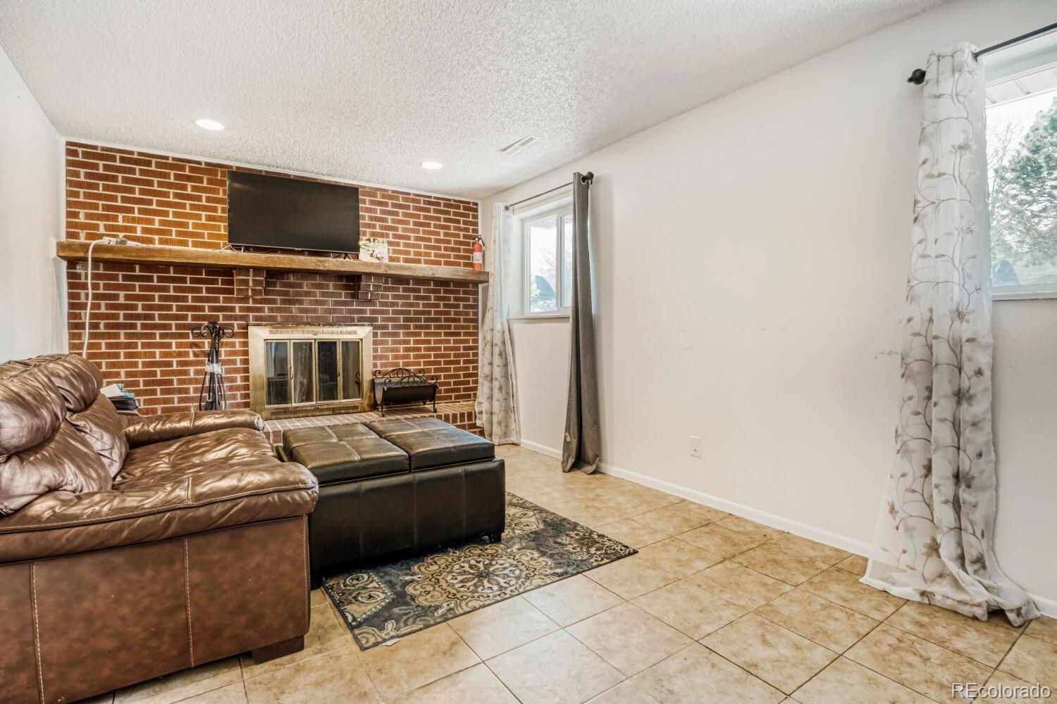 2520 S Fairplay Way, Aurora, CO 80014 photo