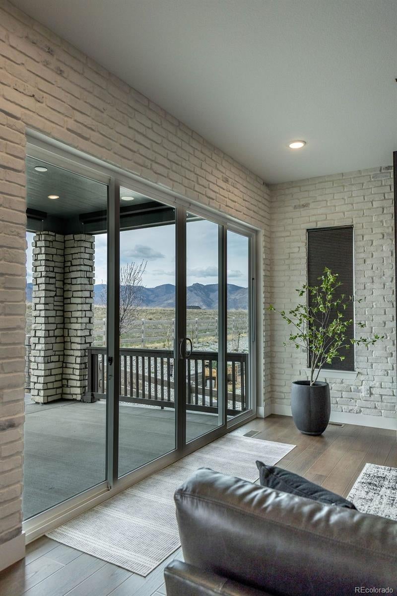 8677 Big Thompson St, Littleton, CO 80125 photo