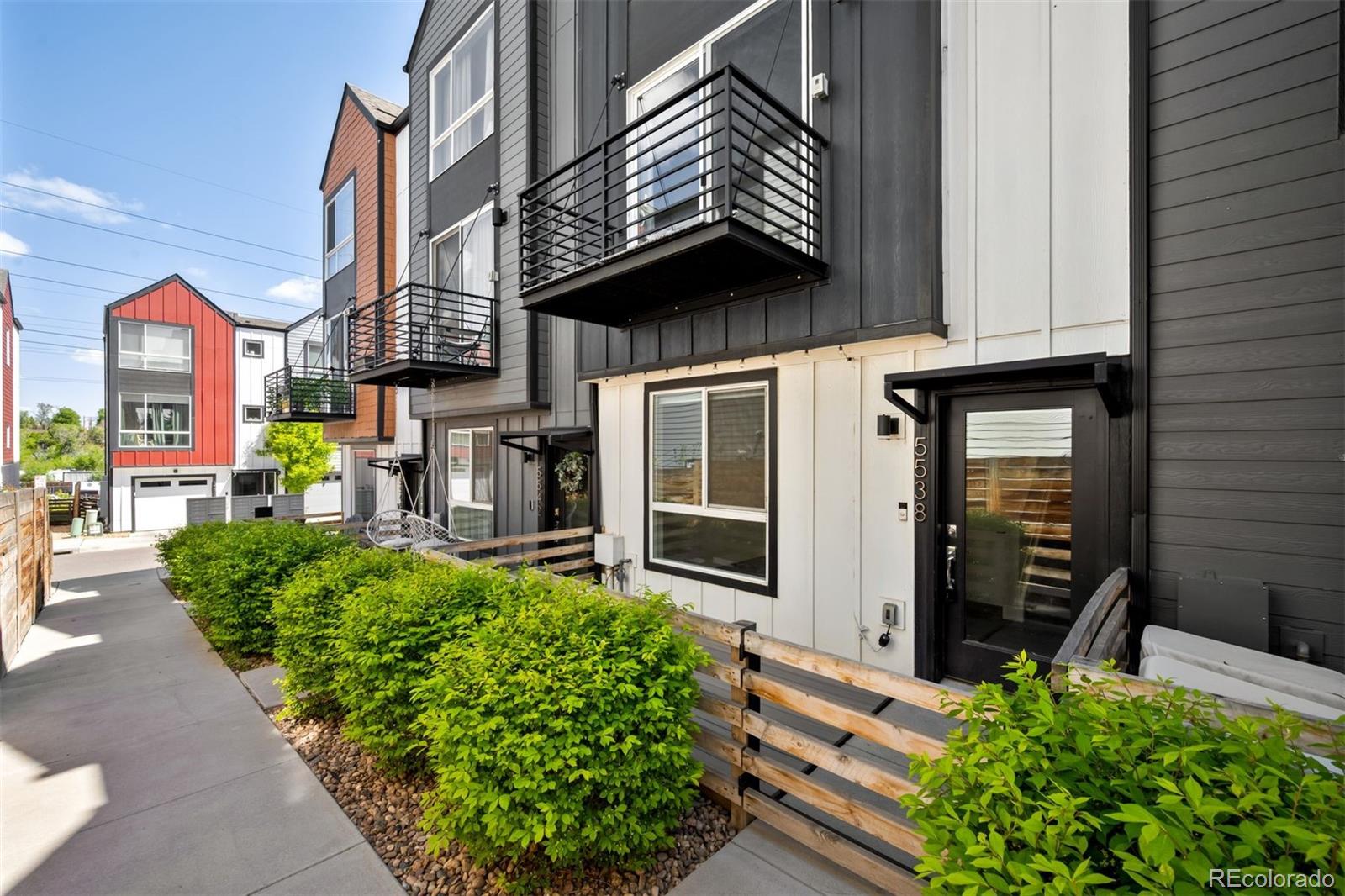 5538 W 11 Pl, Lakewood, CO 80214 photo