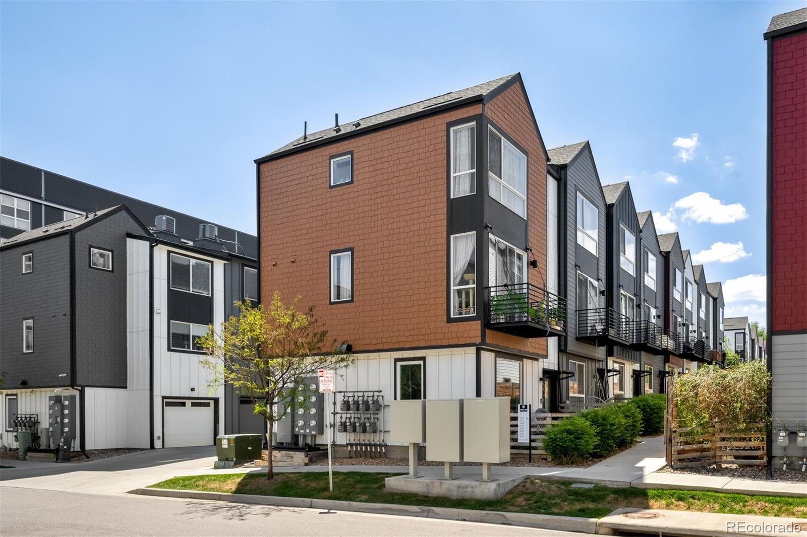 5538 W 11 Pl, Lakewood, CO 80214 photo