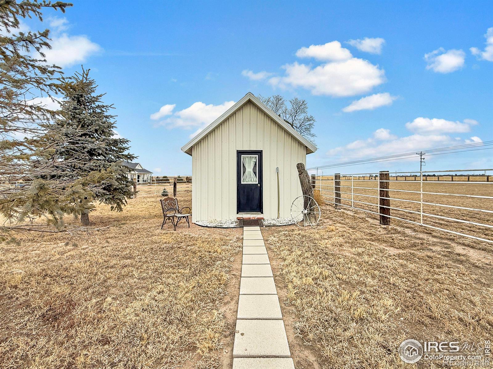 Single Family Residence in Haxtun CO 28360 County Road 3 36.jpg
