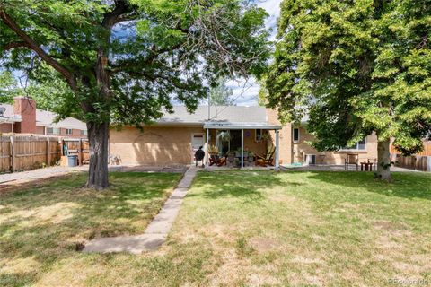 Single Family Residence in Centennial CO 6600 S Williams Circle 29.jpg