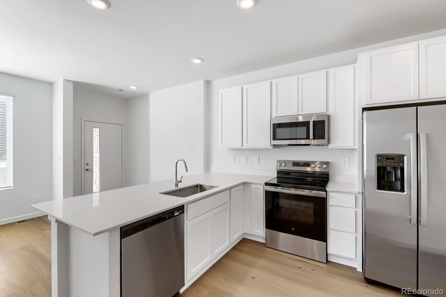 15205 Clayton St, Thornton, CO 80602 photo
