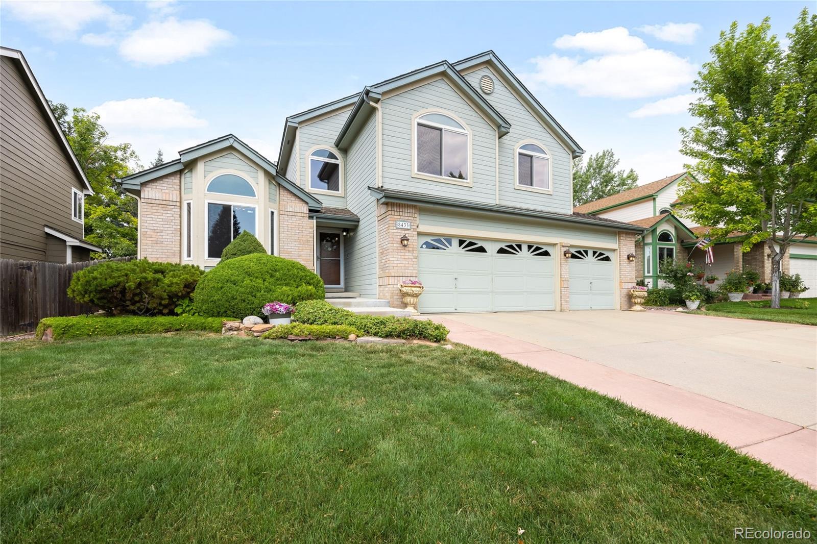 8433 Owens Ct, Arvada, CO 80005 photo