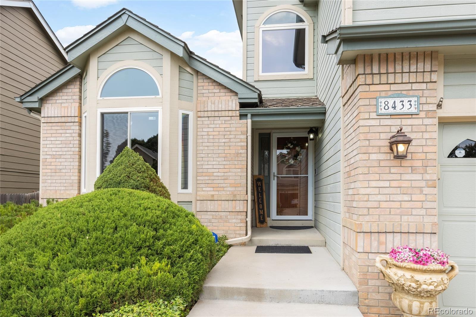 8433 Owens Ct, Arvada, CO 80005 photo