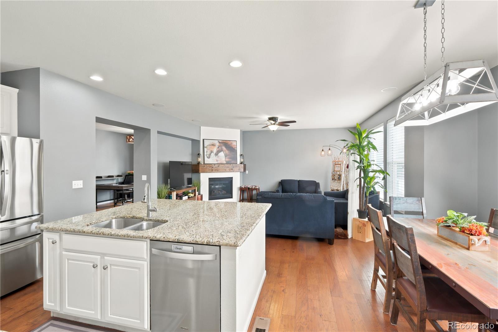 3064 Trailblazer Way, Castle Rock, CO 80109 photo