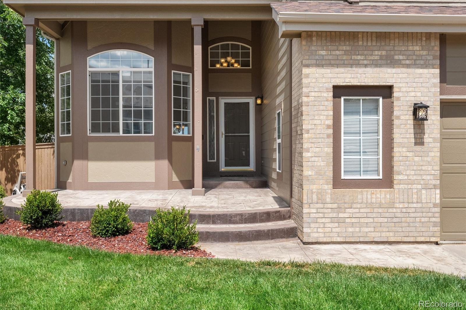 9477 Burgundy Cir, Littleton, CO 80126 photo