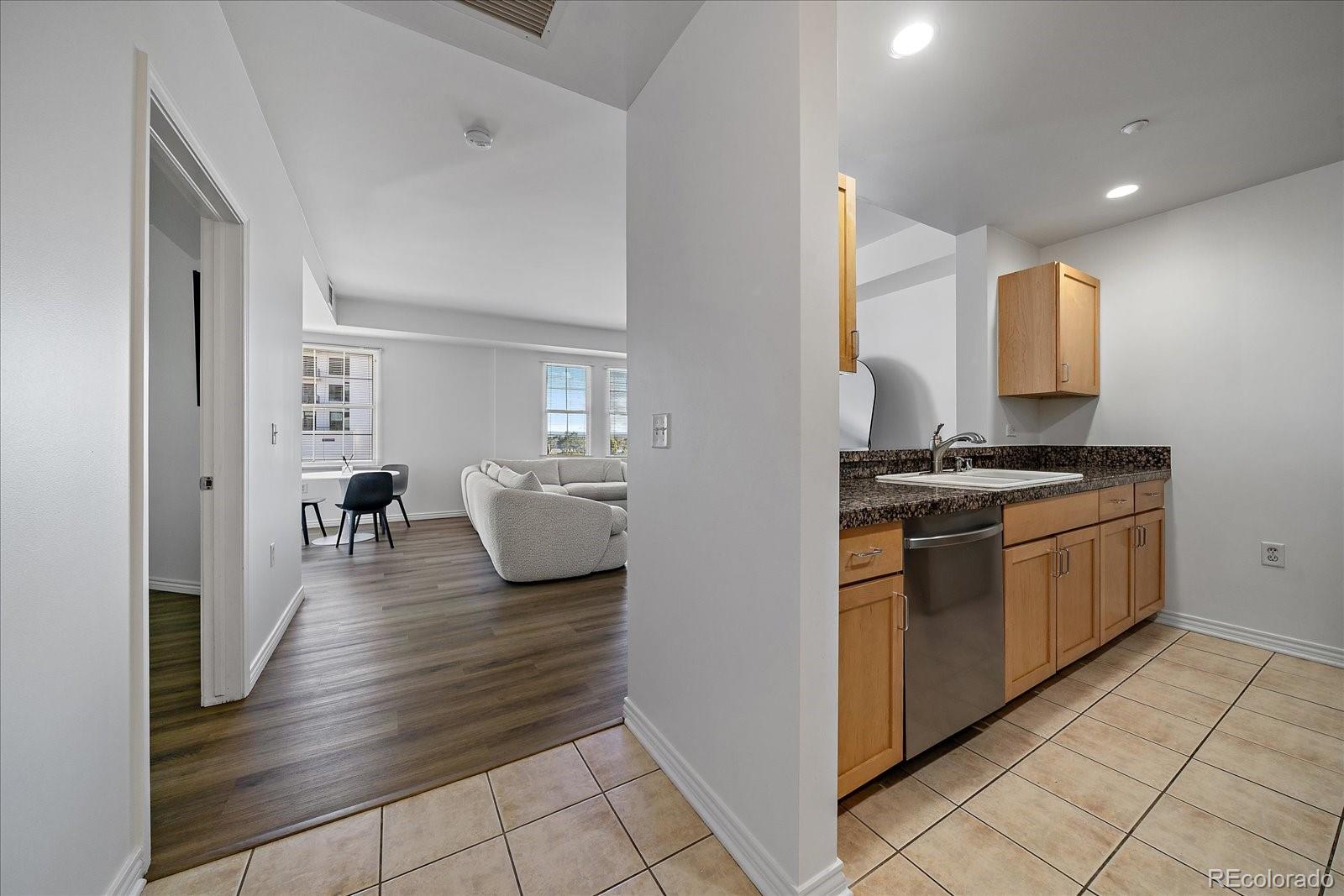 300 W 11 Ave #6 E, Denver, CO 80204 photo