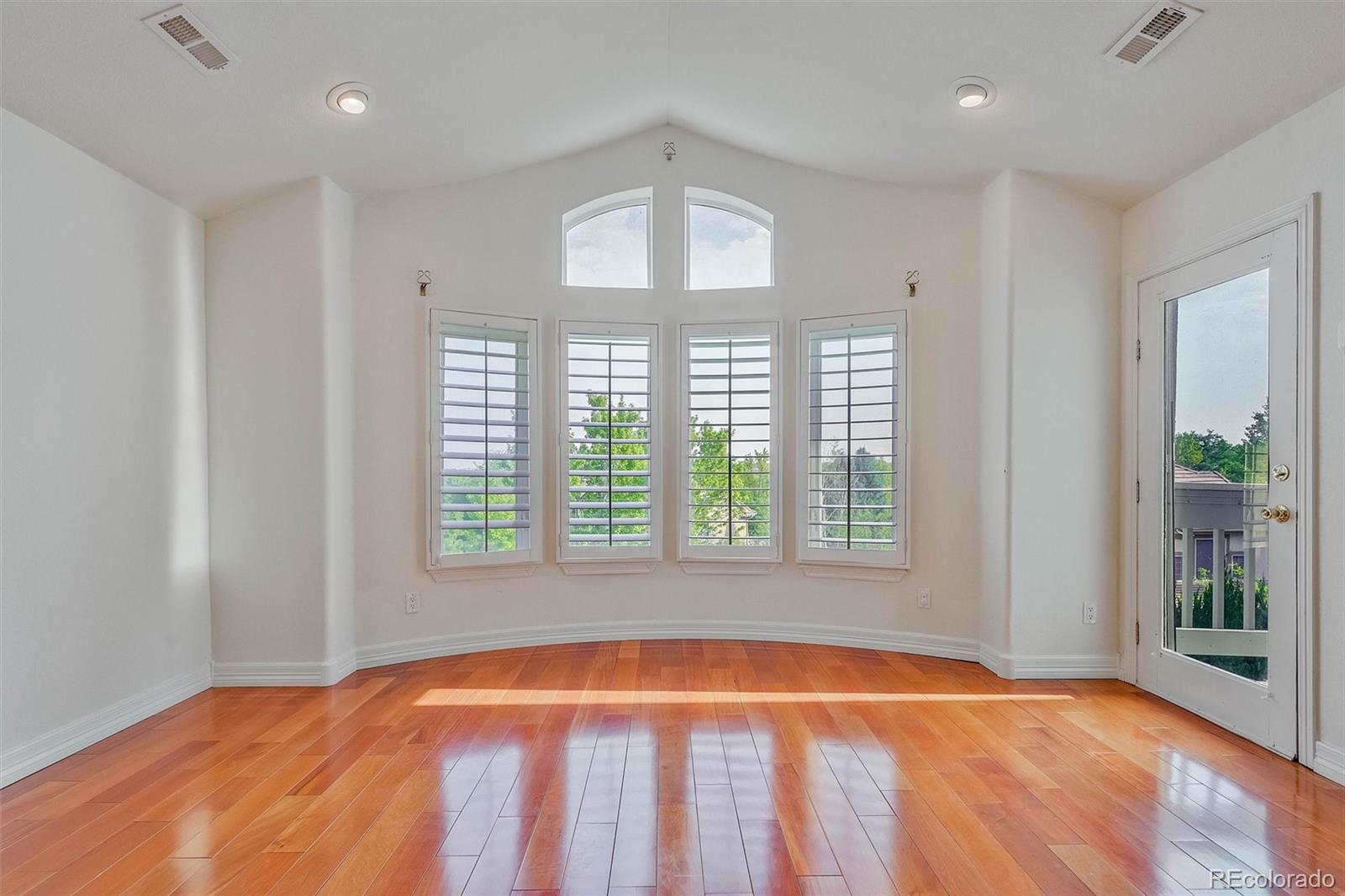 7018 S Netherland Way, Aurora, CO 80016 photo