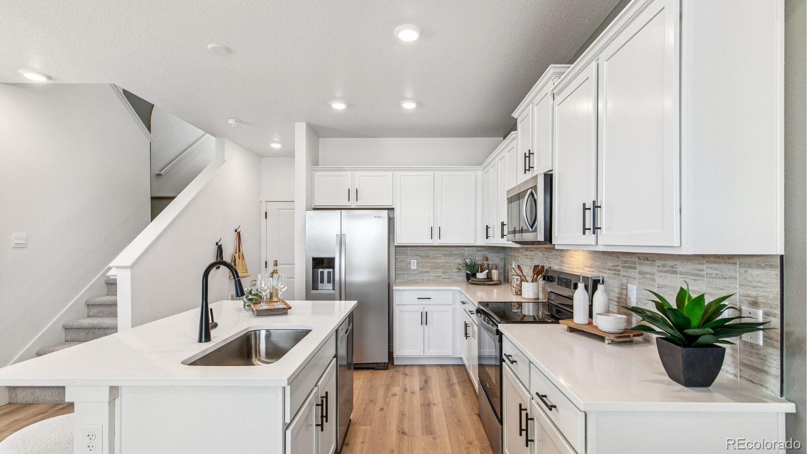 1418 S Boston Ct, Denver, CO 80247 photo
