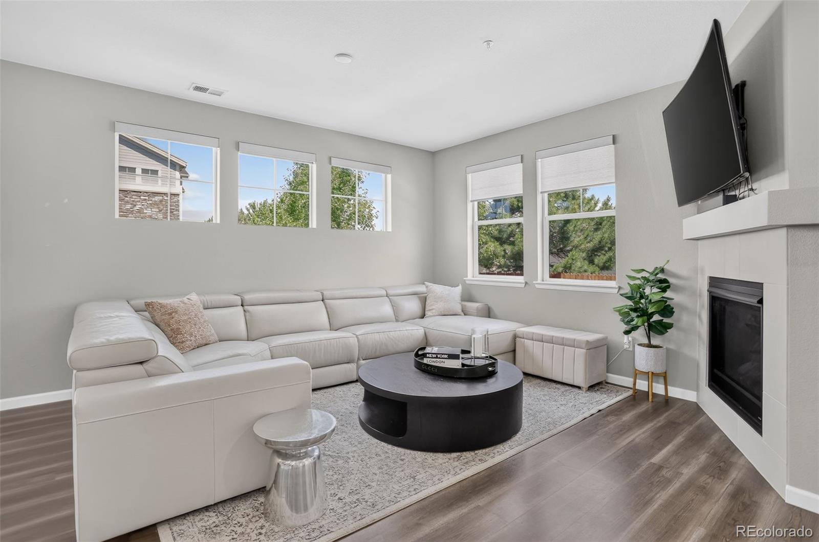 24847 E Calhoun Pl #B, Aurora, CO 80016 photo