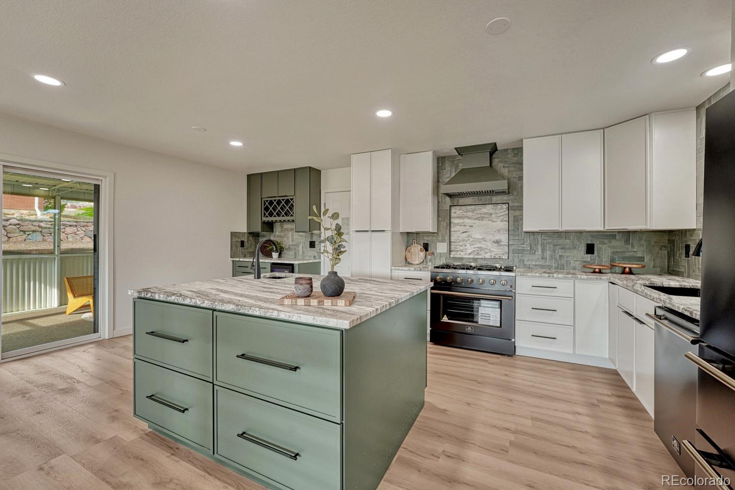 4770 Diamond Dr, Colorado Springs, CO 80918 photo