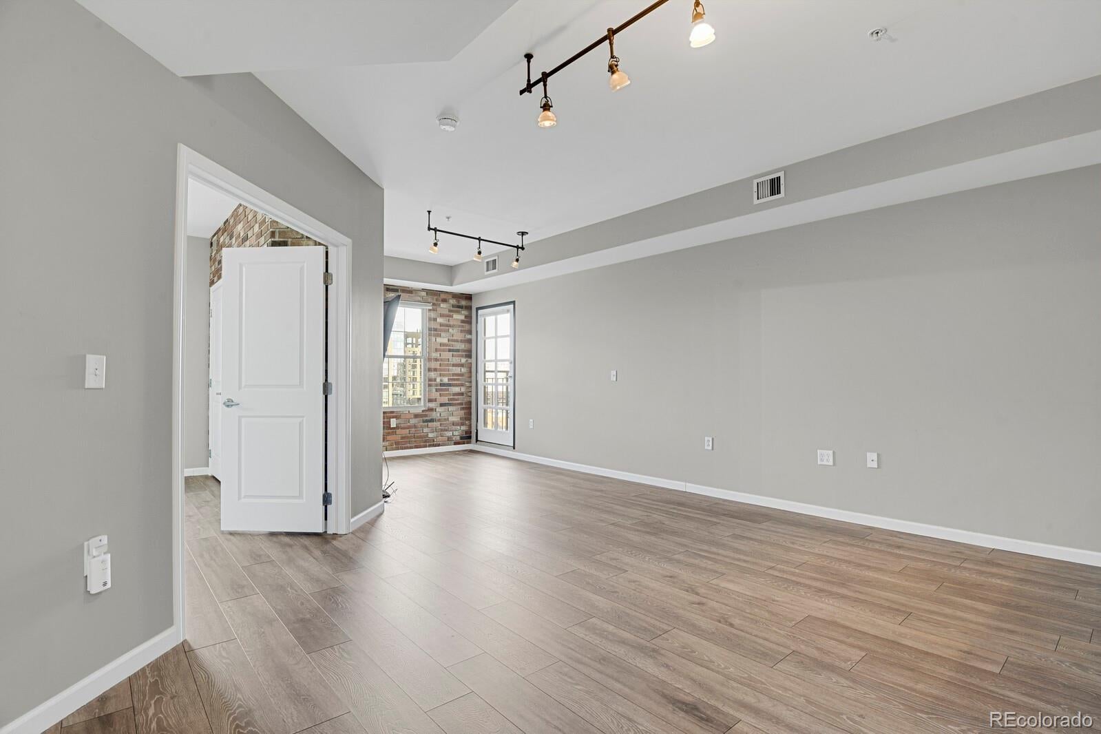 925 N Lincoln St #8 G, Denver, CO 80203 photo