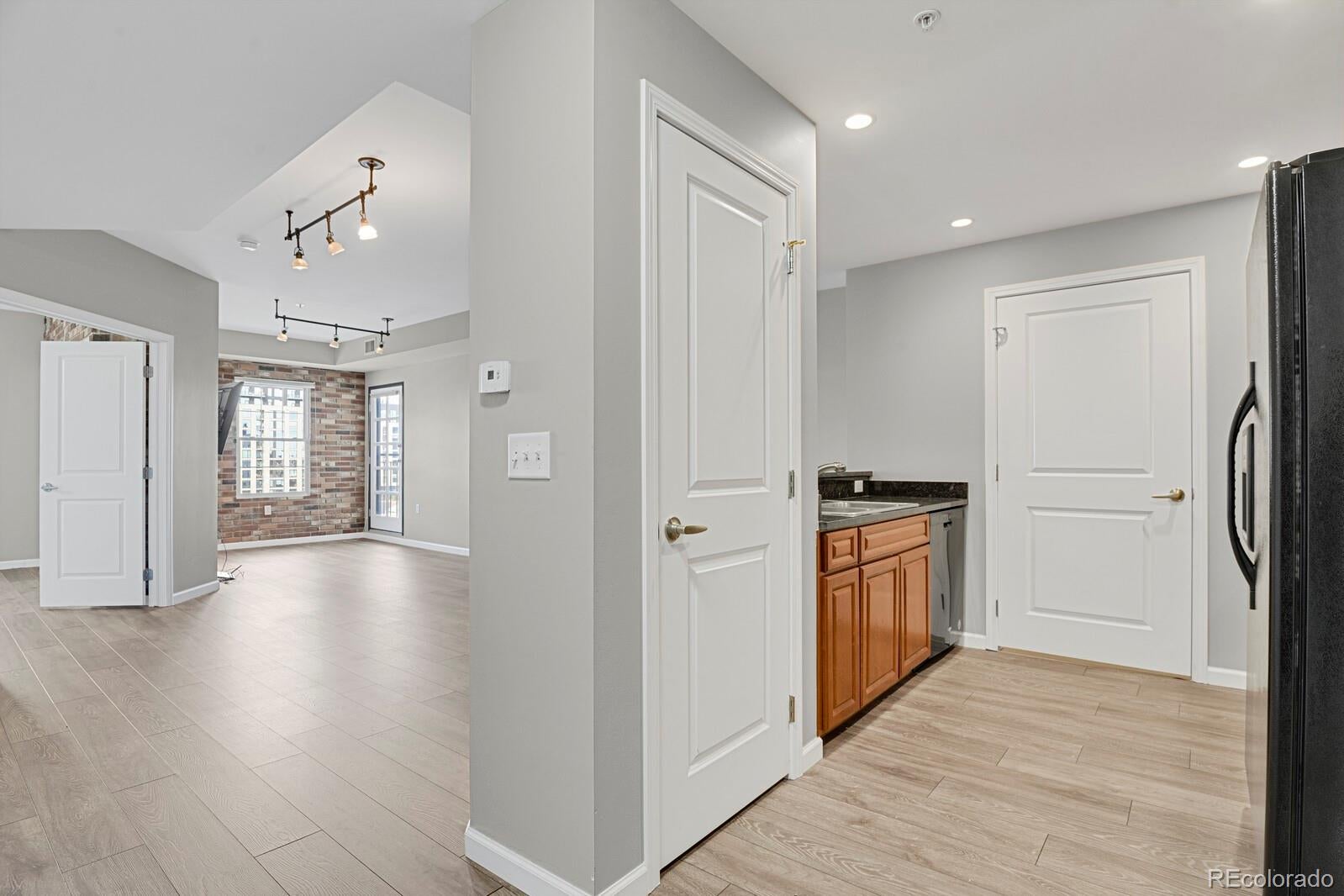 925 N Lincoln St #8 G, Denver, CO 80203 photo