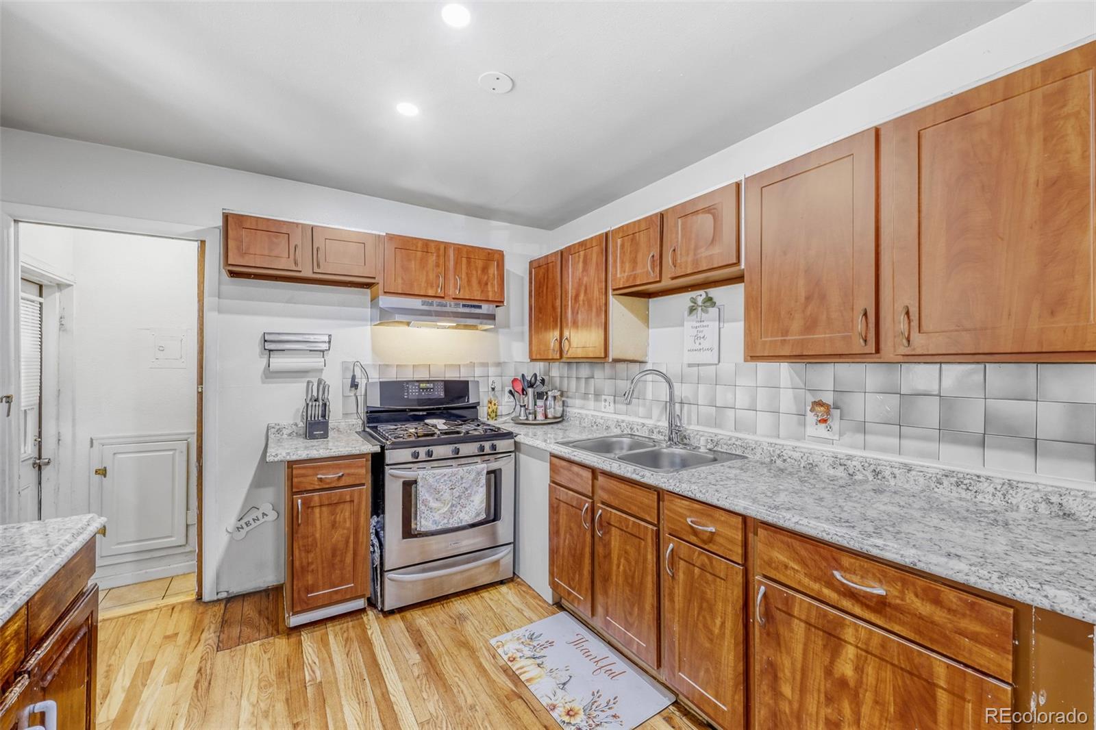 7391 Bronco Rd, Denver, CO 80221 photo