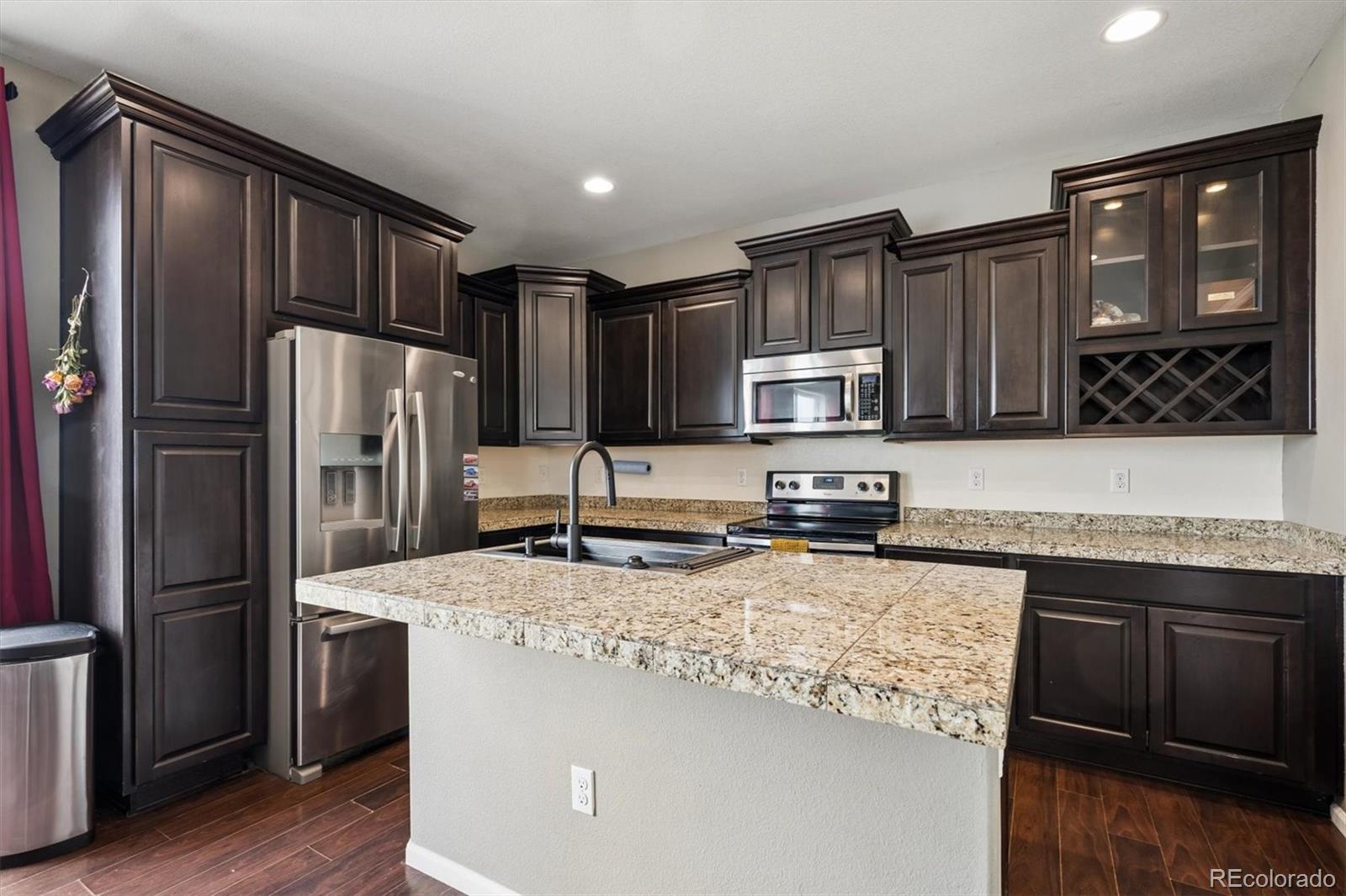 21061 Randolph Pl, Denver, CO 80249 photo