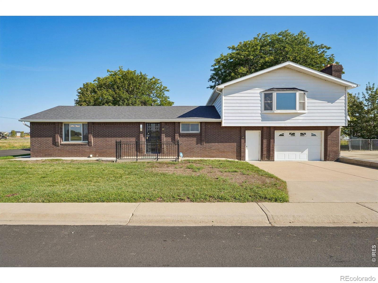 101 2 St, Dacono, CO 80514