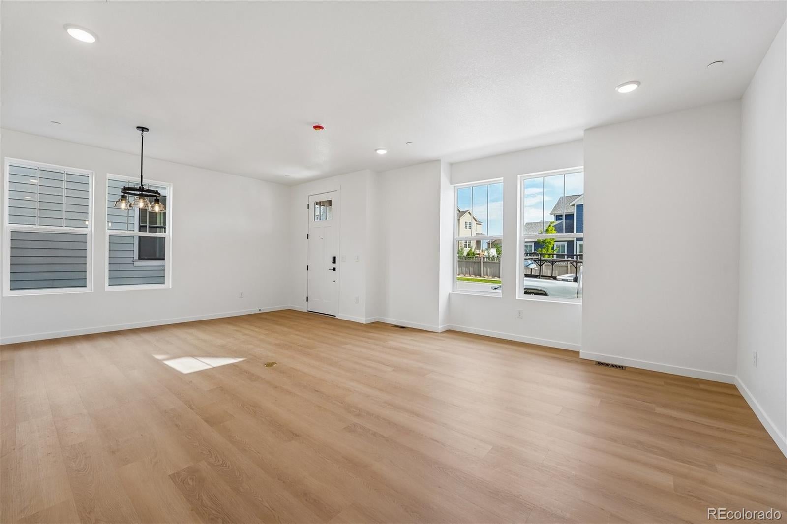 1879 Chestnut Ave, Erie, CO 80516 photo