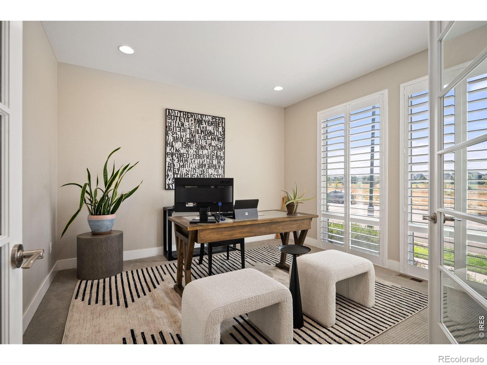 7945 E Prairie Meadow Dr, Denver, CO 80238 photo