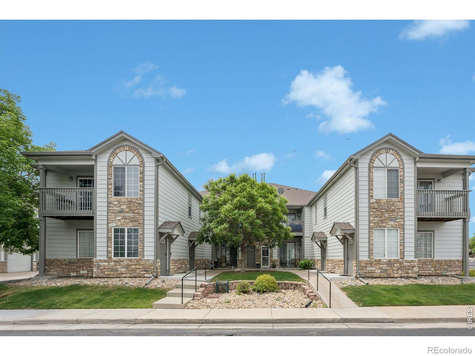 3242 103 Dr, Thornton, CO 80229