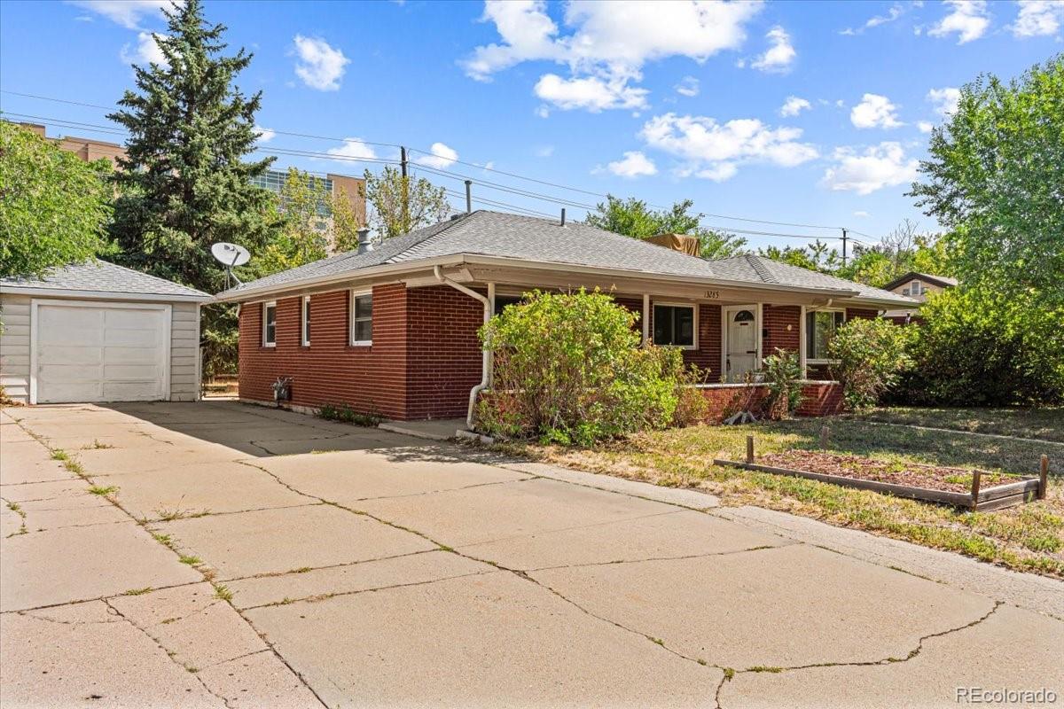 13285 E 13 Ave, Aurora, CO 80011 photo