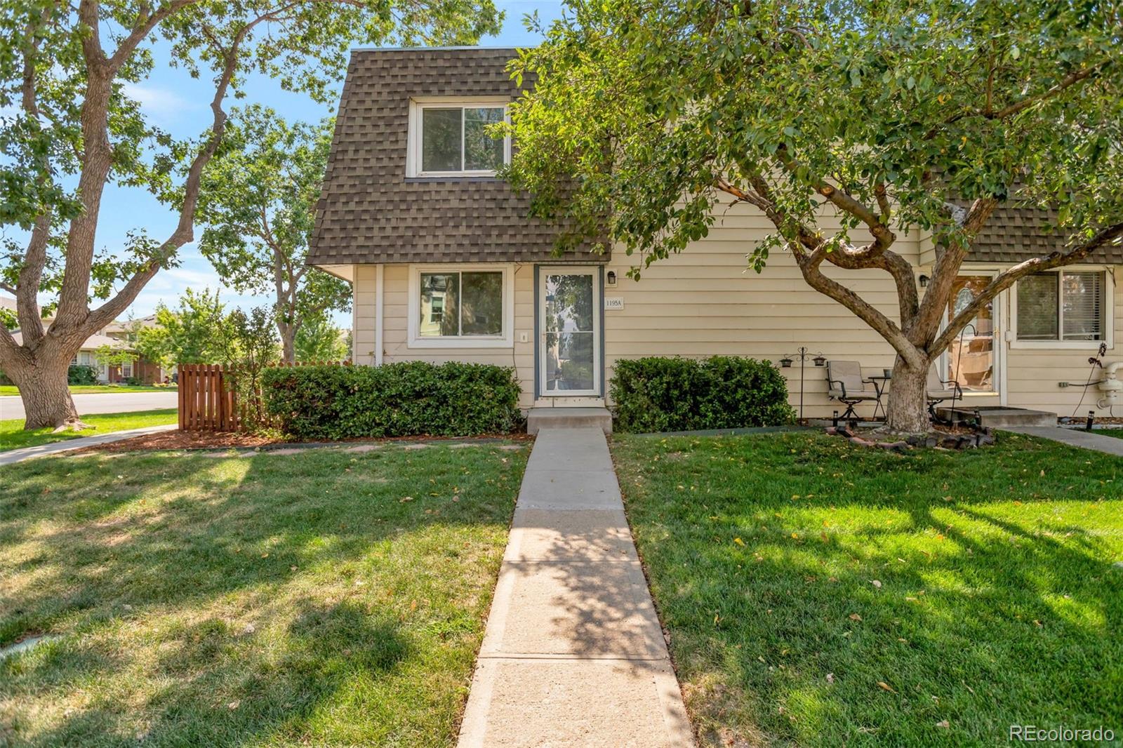 1195 Oneida St, Denver, CO 80224