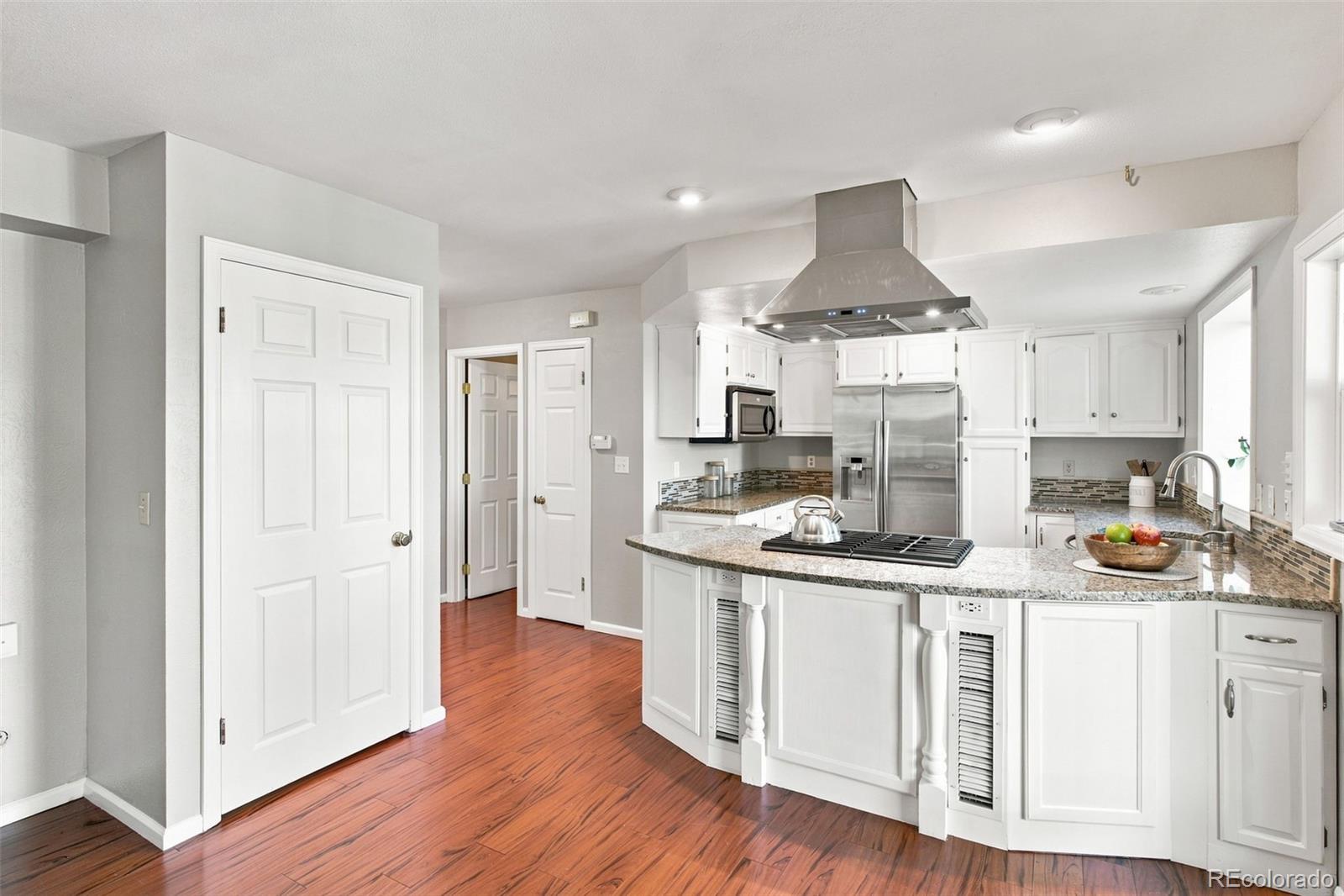 10227 W Roxbury Ave, Littleton, CO 80127 photo