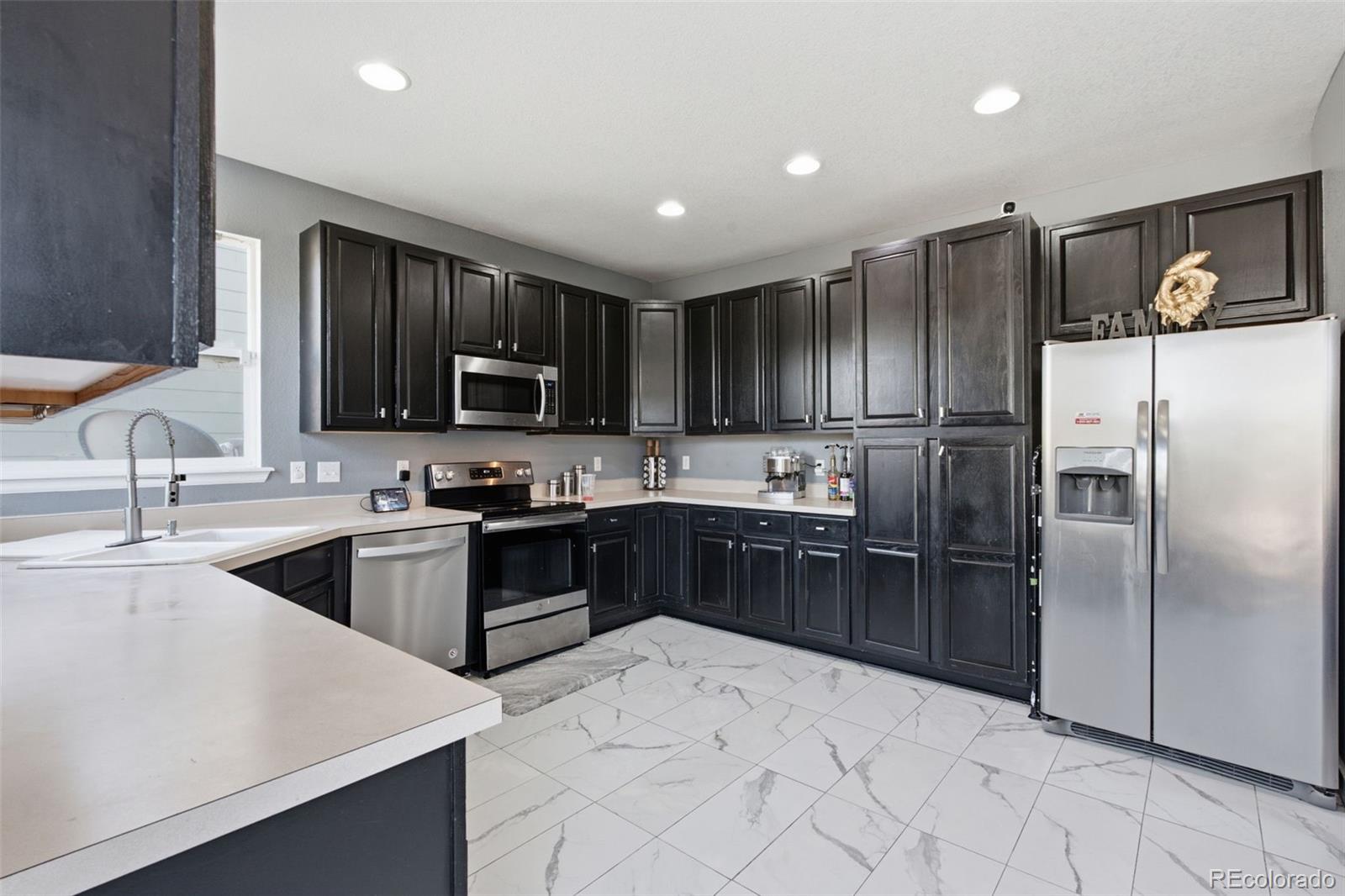 5363 Tall Spruce St, Brighton, CO 80601 photo
