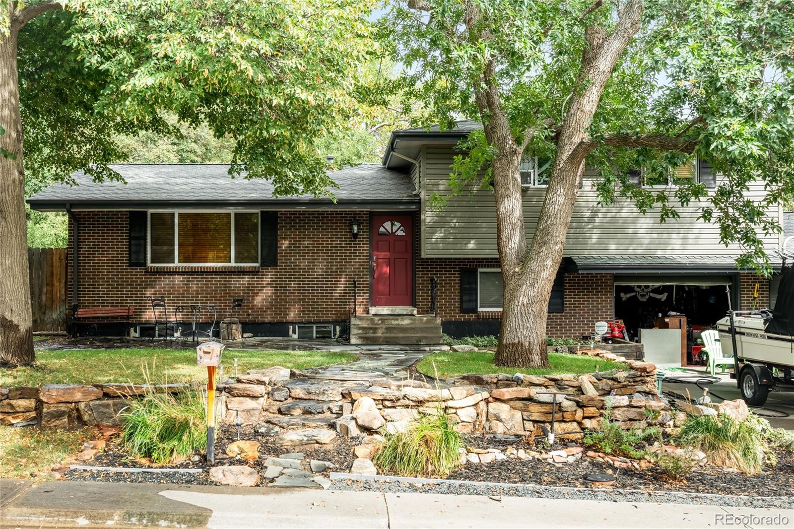 6612 Welch Ct, Arvada, CO 80004