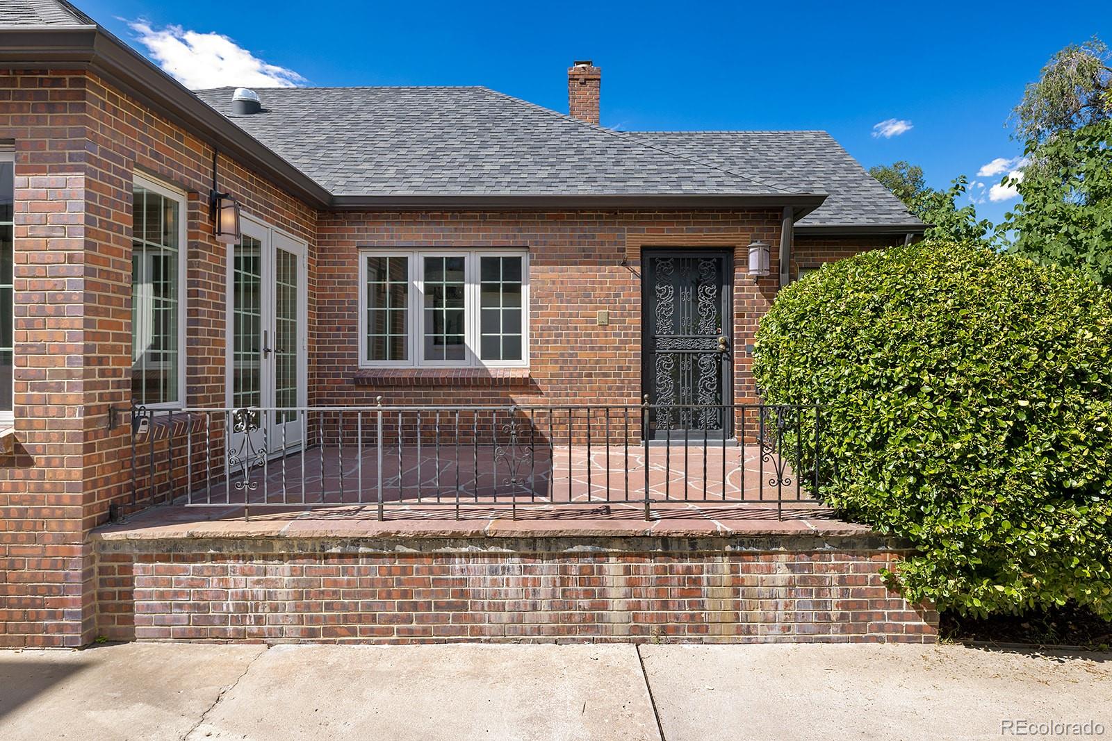 345 Dahlia St, Denver, CO 80220 photo