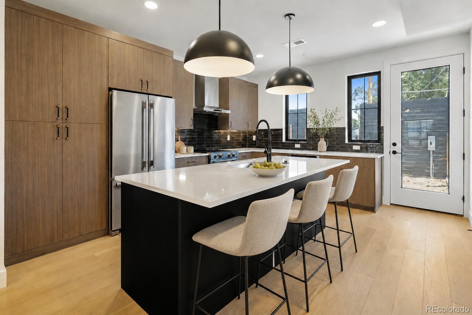 822 Dahlia St, Denver, CO 80220 photo