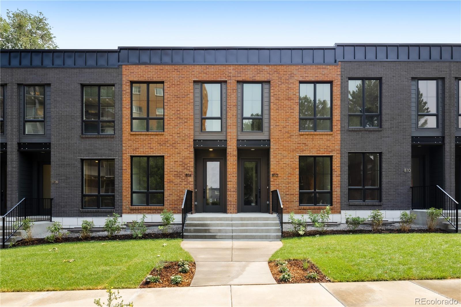 822 Dahlia St, Denver, CO 80220 photo