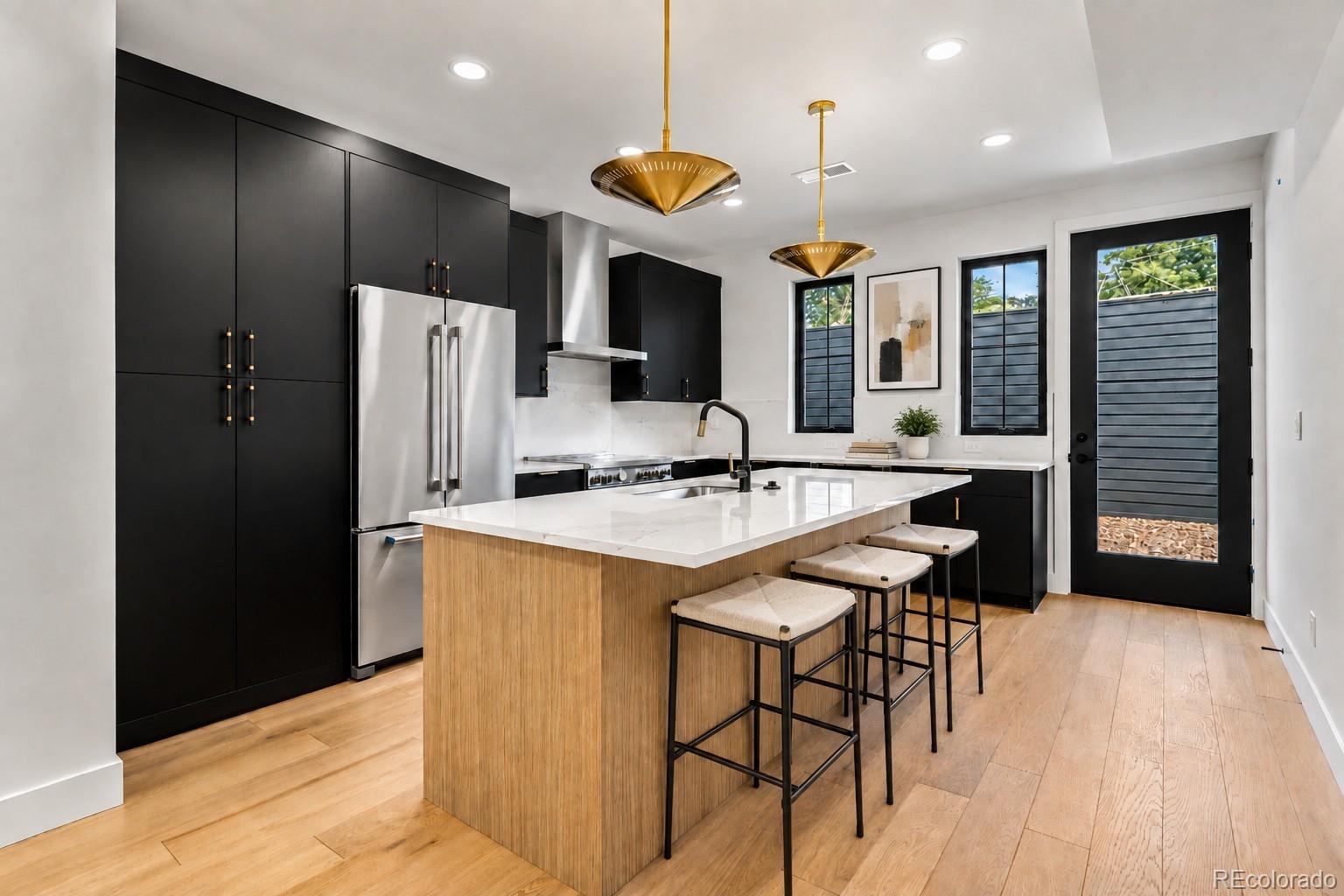 822 Dahlia St, Denver, CO 80220 photo