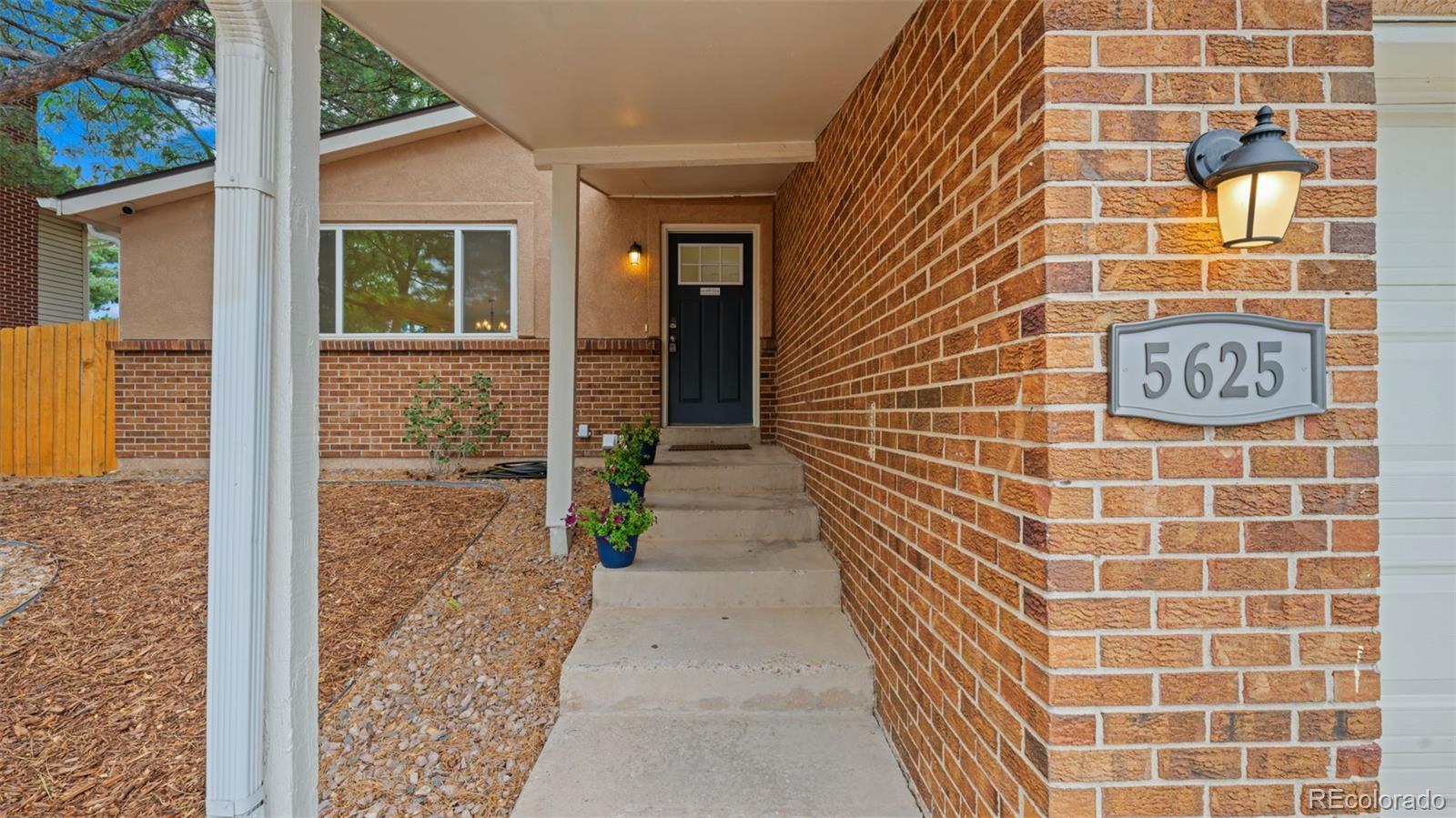 5625 Escapardo Way, Colorado Springs, CO 80917 photo