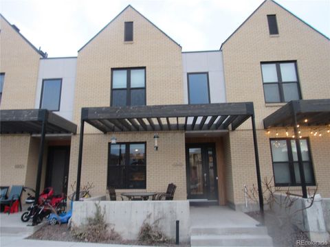 Townhouse in Denver CO 6848 E Archer Drive.jpg