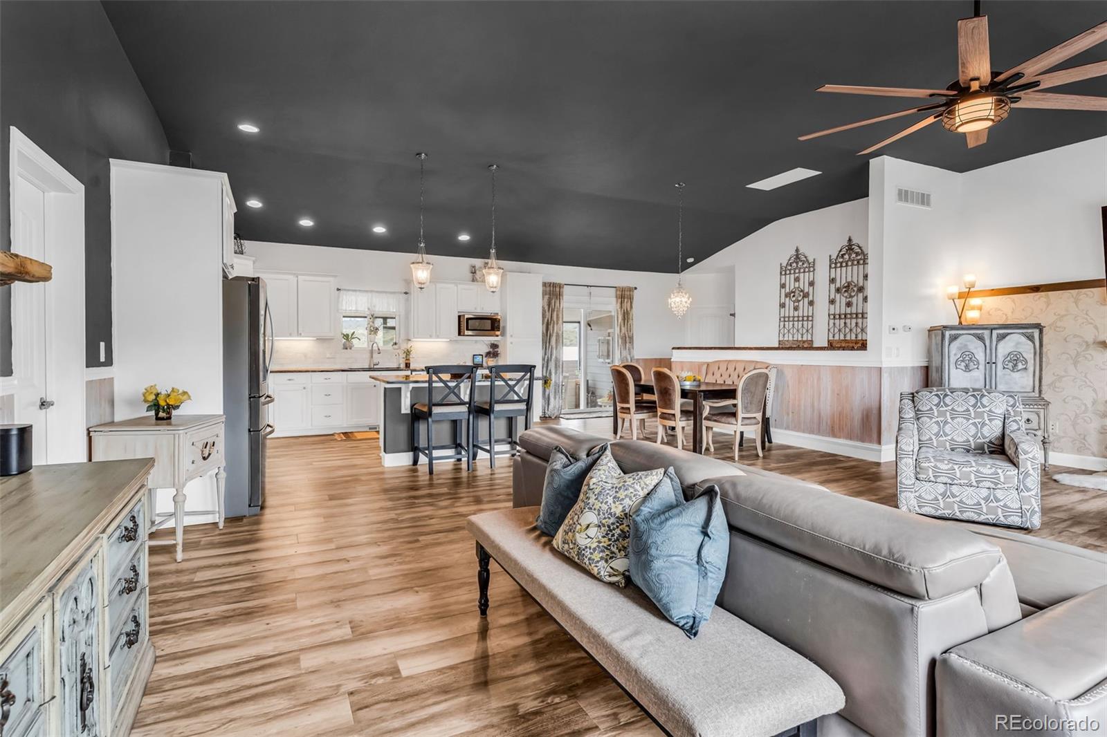 10380 Coyote Ln, Rye, CO 81069 photo