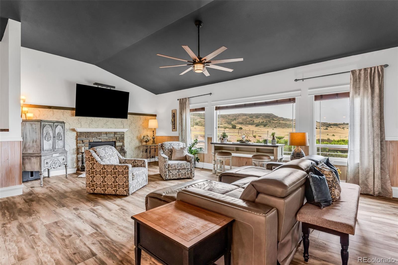 10380 Coyote Ln, Rye, CO 81069 photo