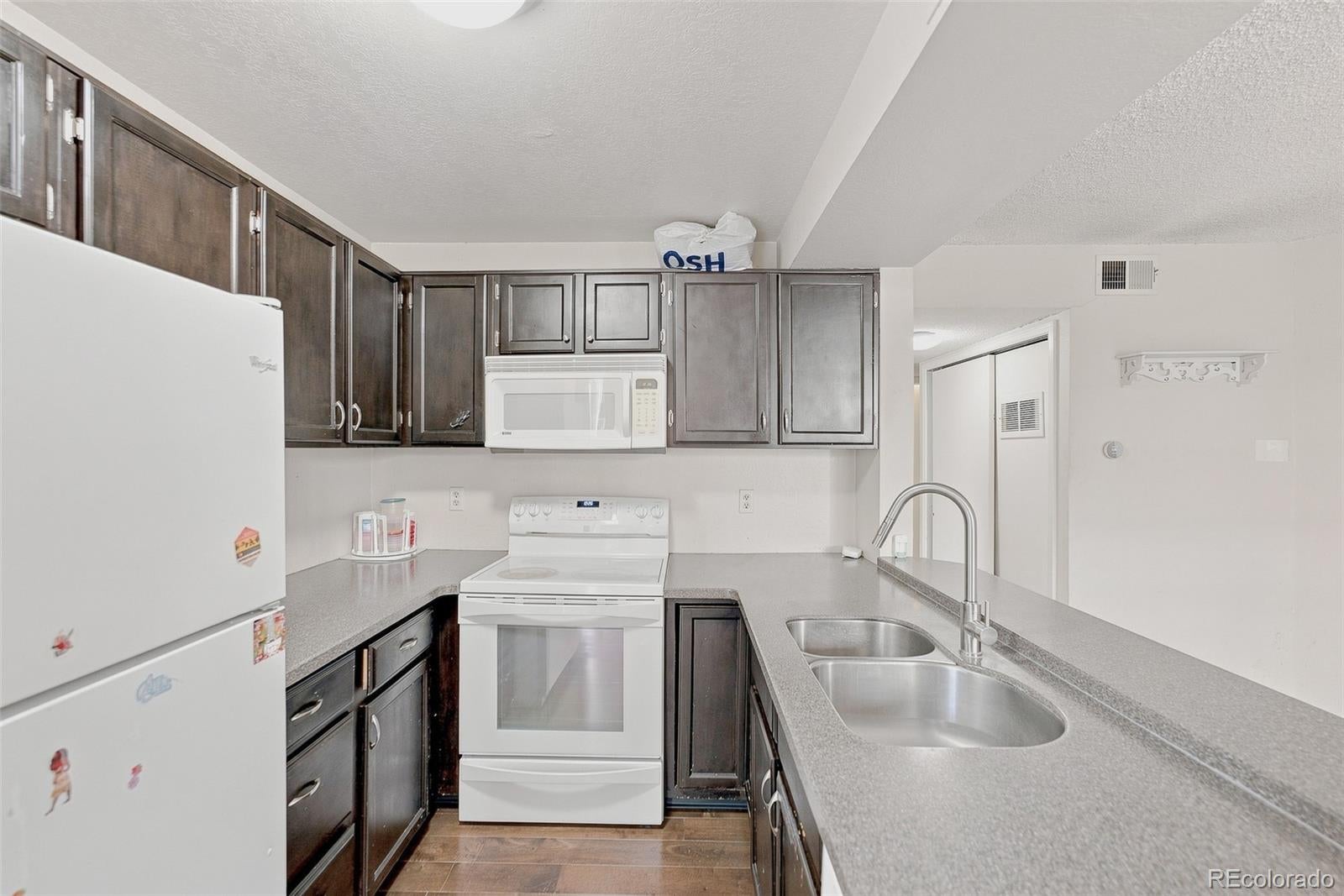 5715 W Atlantic Pl #101, Denver, CO 80227 photo