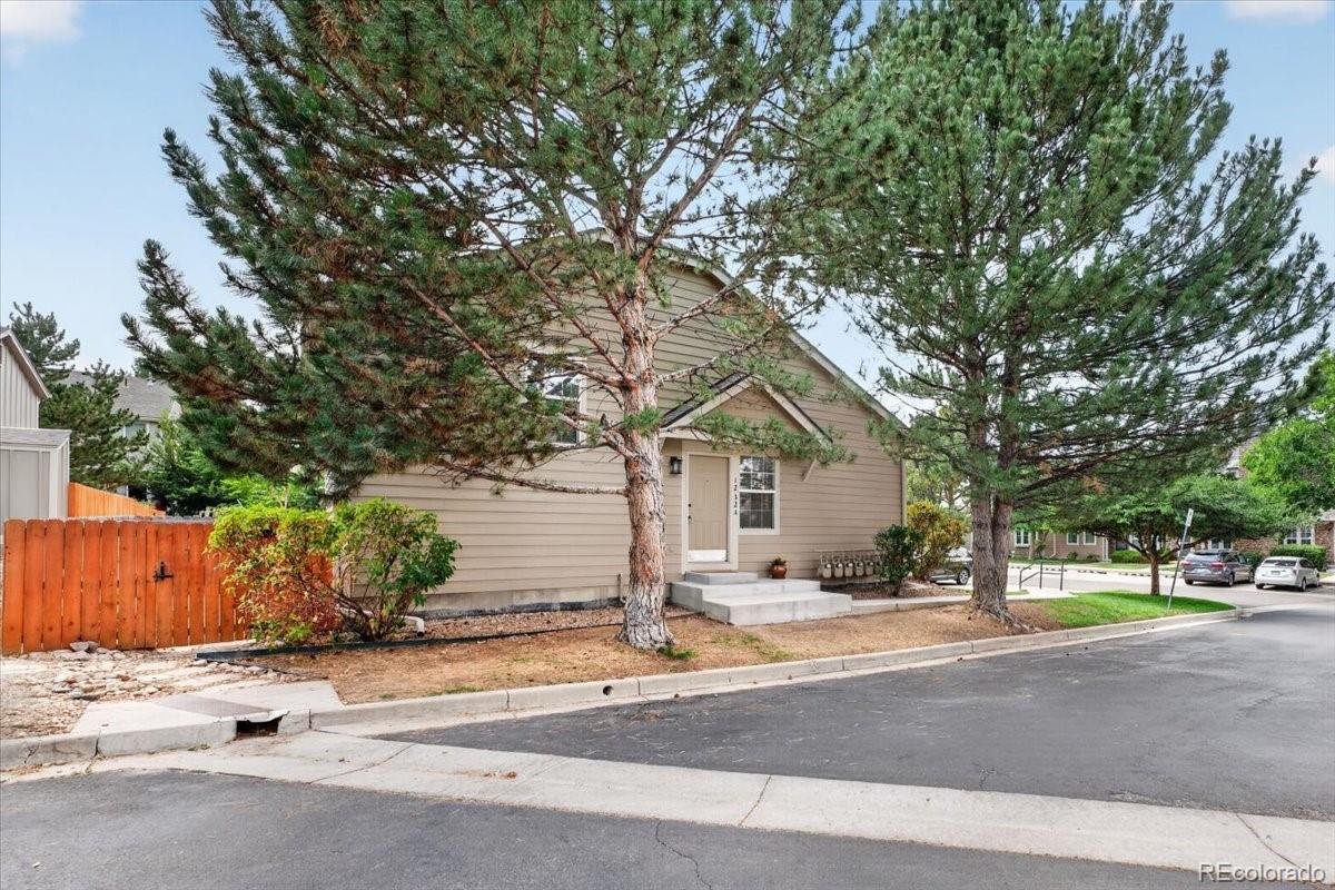 1232 S Waco St, Aurora, CO 80017 photo