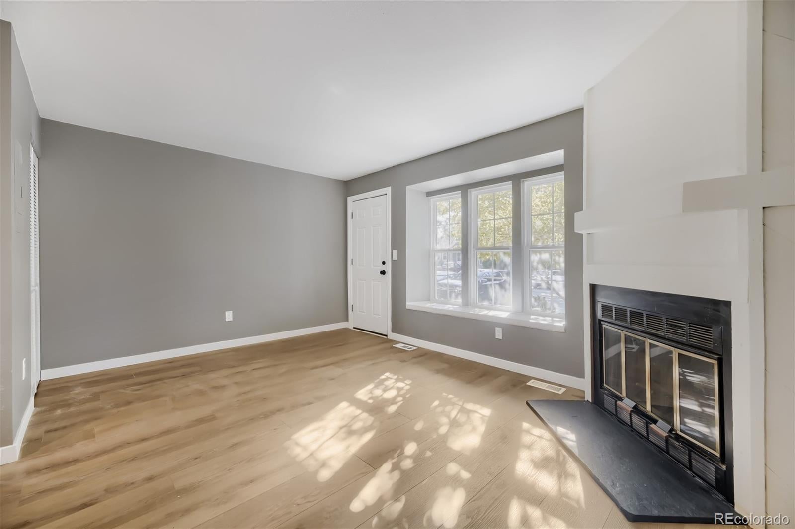 1254 S Flower Cir #C, Denver, CO 80232 photo
