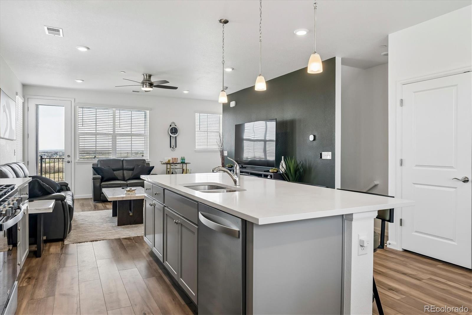 6910 Merseyside Ln, Castle Pines, CO 80108 photo