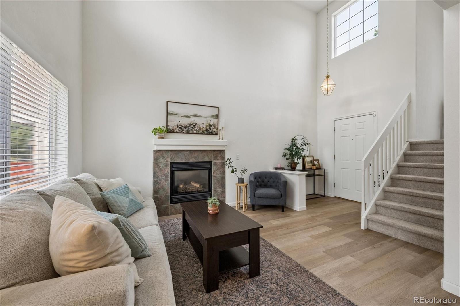 9659 Queenscliffe Dr, Highlands Ranch, CO 80130 photo