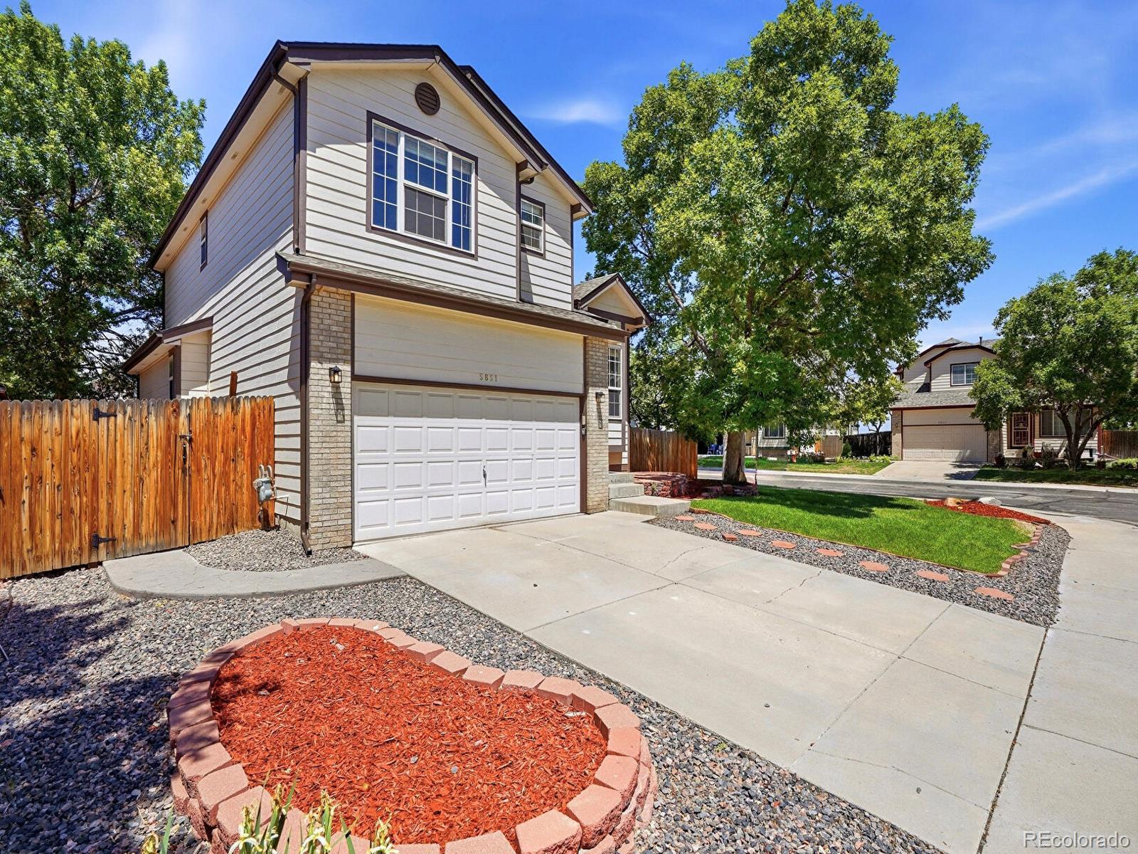5851 E 118 Pl, Thornton, CO 80233 photo