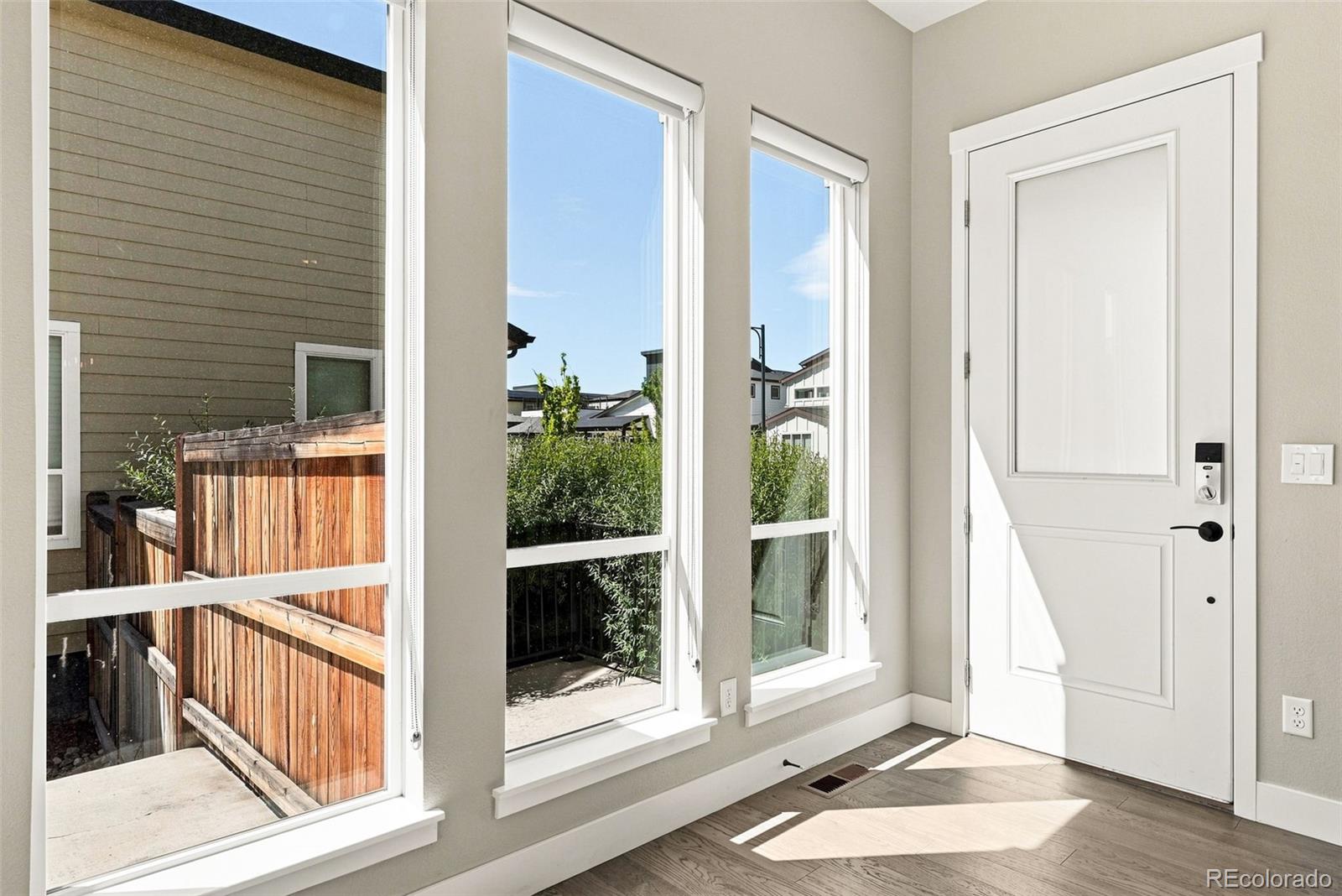 9730 E 61 Pl, Denver, CO 80238 photo