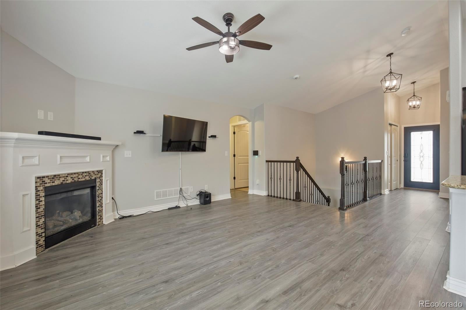 6803 Spruce St, Frederick, CO 80530 photo