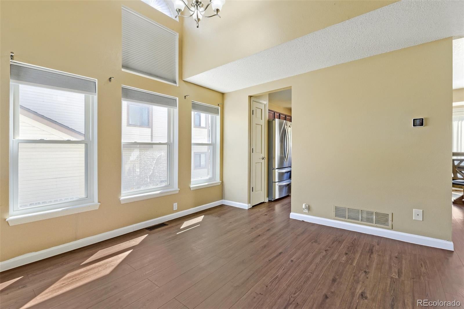 8274 S Ogden Cir, Littleton, CO 80122 photo