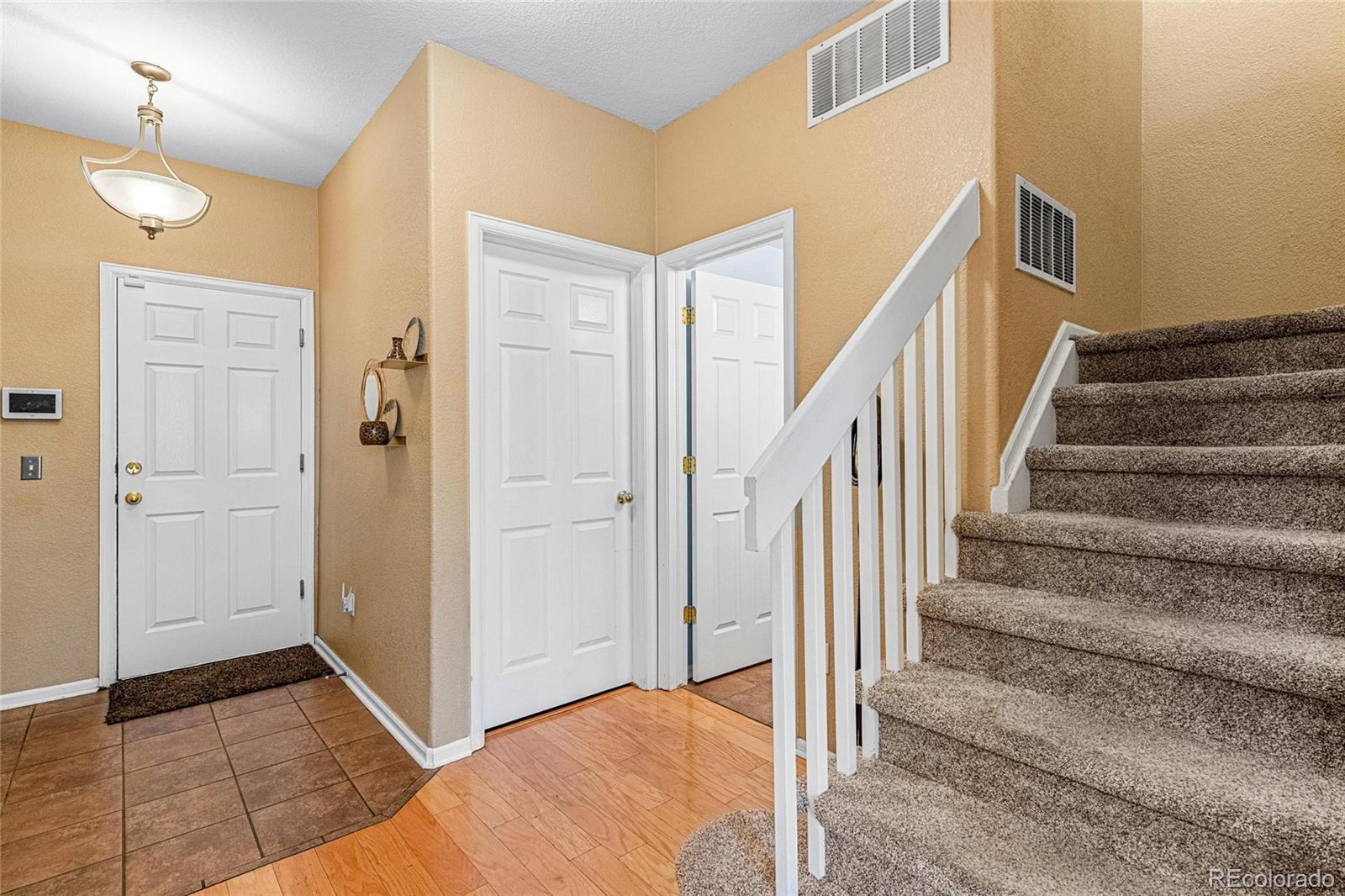 20405 E Quincy Dr, Centennial, CO 80015 photo
