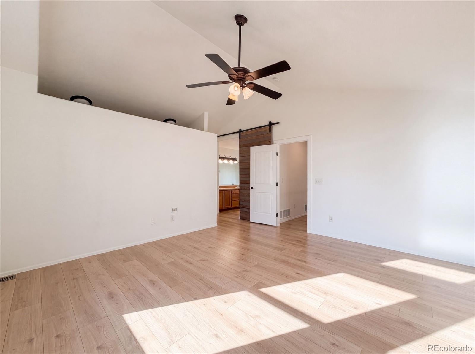 10562 Falcon St, Longmont, CO 80504 photo