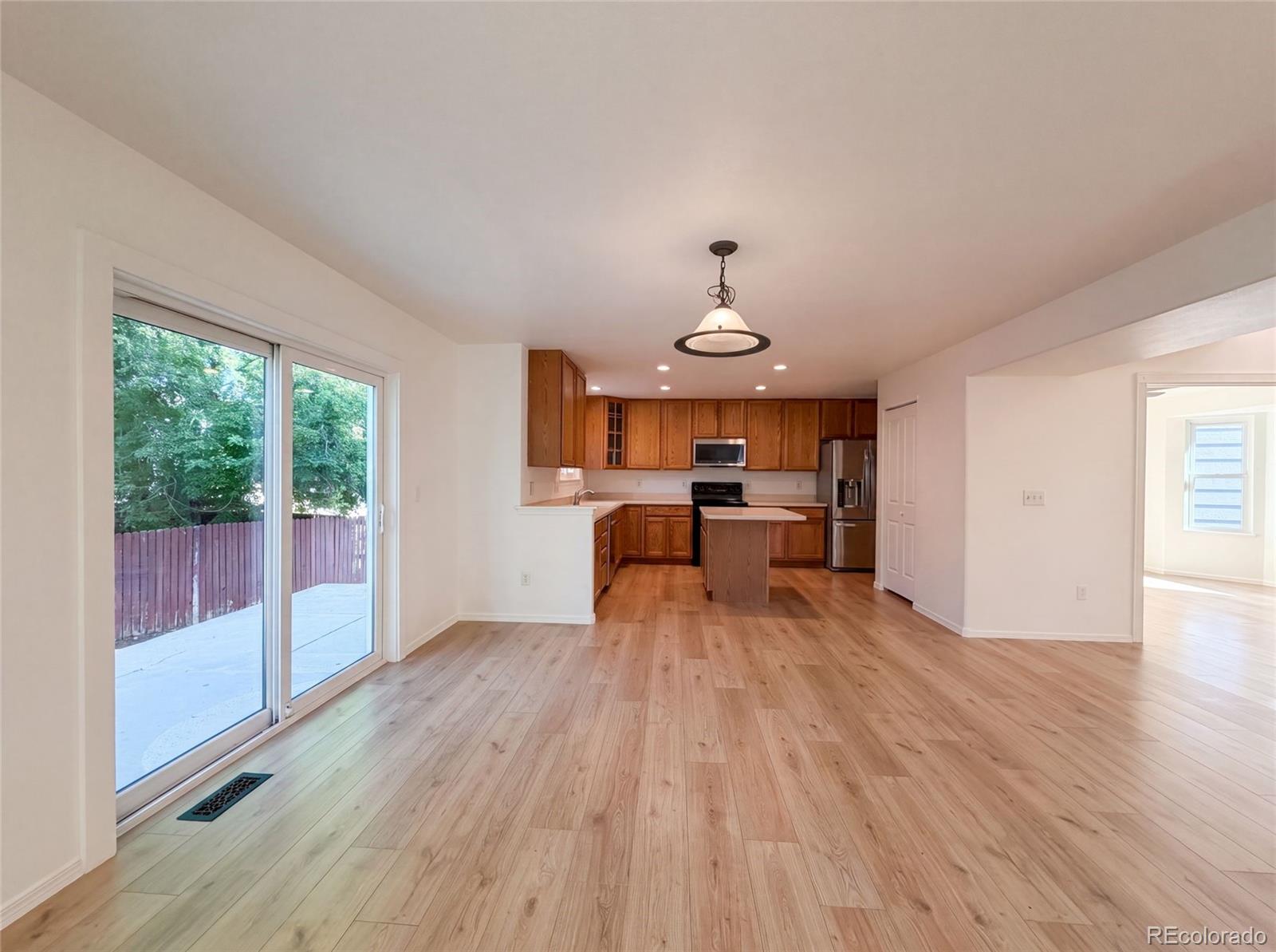 10562 Falcon St, Longmont, CO 80504 photo